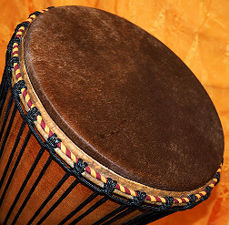 Bougarabou Trommel aus Mali Trommelfell