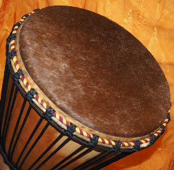 Bougarabou Trommel aus Mali Trommelfell