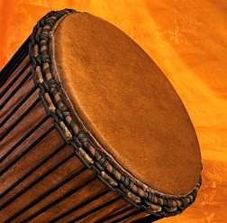 Bougarabou Trommel aus Mali Trommelfell